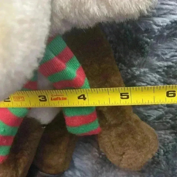 Vintage Wile E.  Coyote Plush
1997 Ace 13" With Santa Hat - Picture 16 of 16